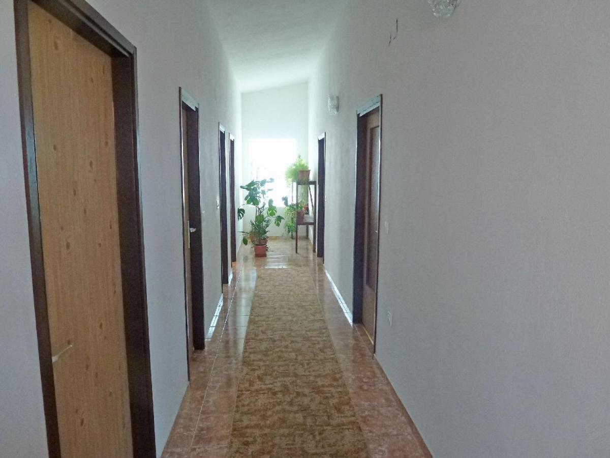 Apartment Milica Njivice Bagian luar foto